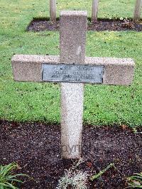 Lijssenthoek Military Cemetery - Lemoisy, Georges